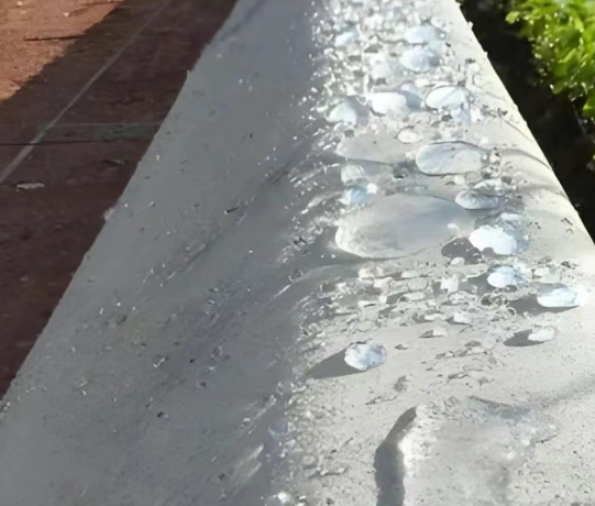 皇桐镇硅烷浸渍涂料在混凝土保护中的应用